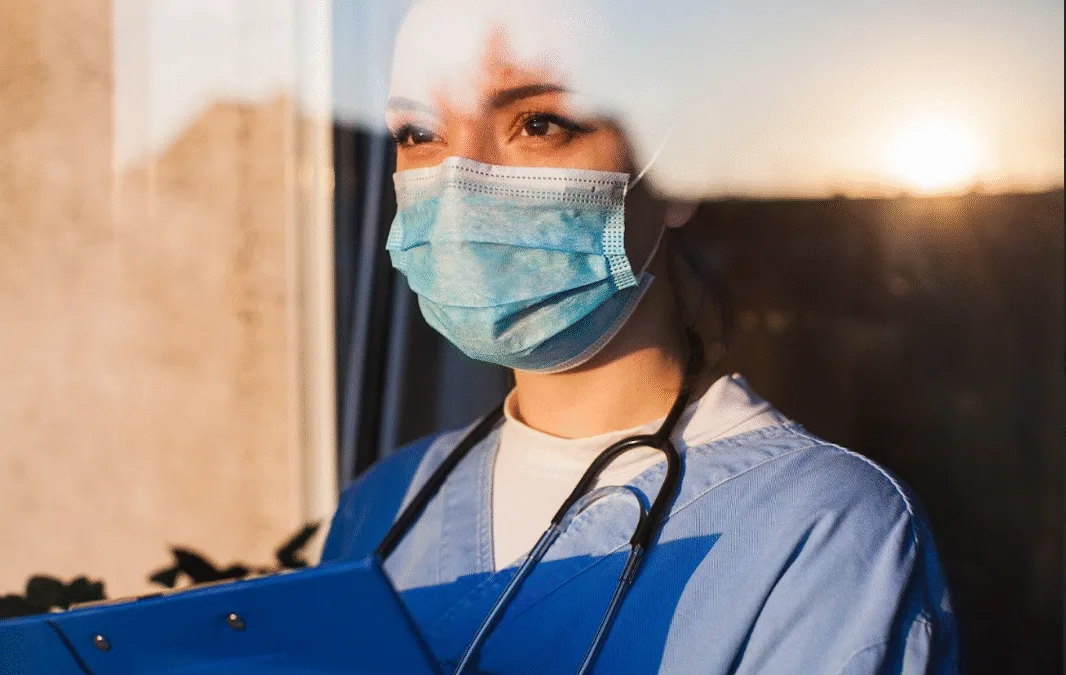 Recruter, rediplômer et déqualifier : la nouvelle approche du gouvernement québécois en matière de recrutement international des infirmières